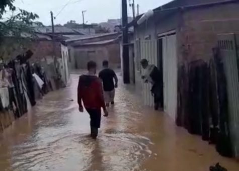 Moradores relatam águas dentro de suas casas e novos prejuízos 